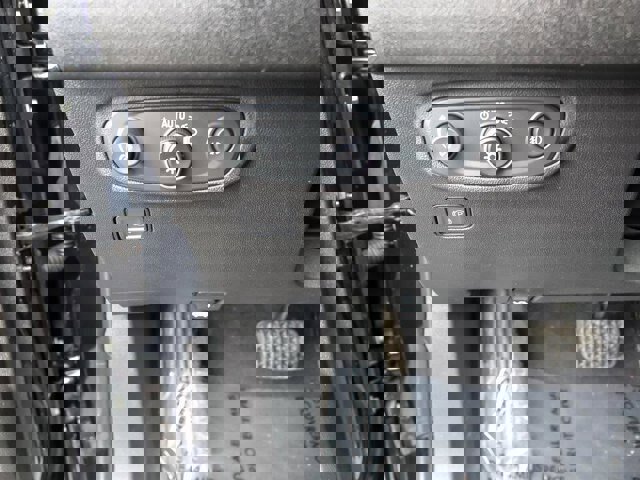 Used 2021 GMC Terrain SLT w/ Infotainment Package II image 26