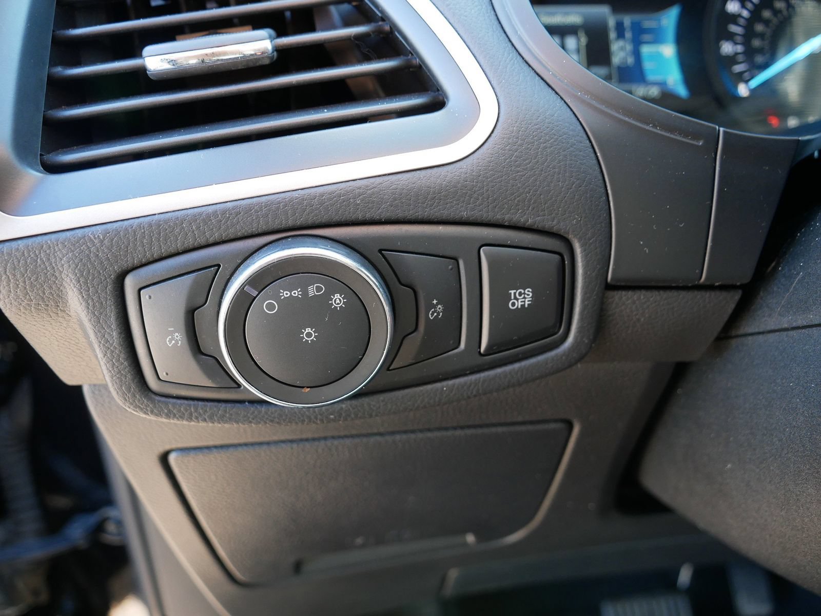 Certified 2022 Ford Edge SE AWD/4WD image 17