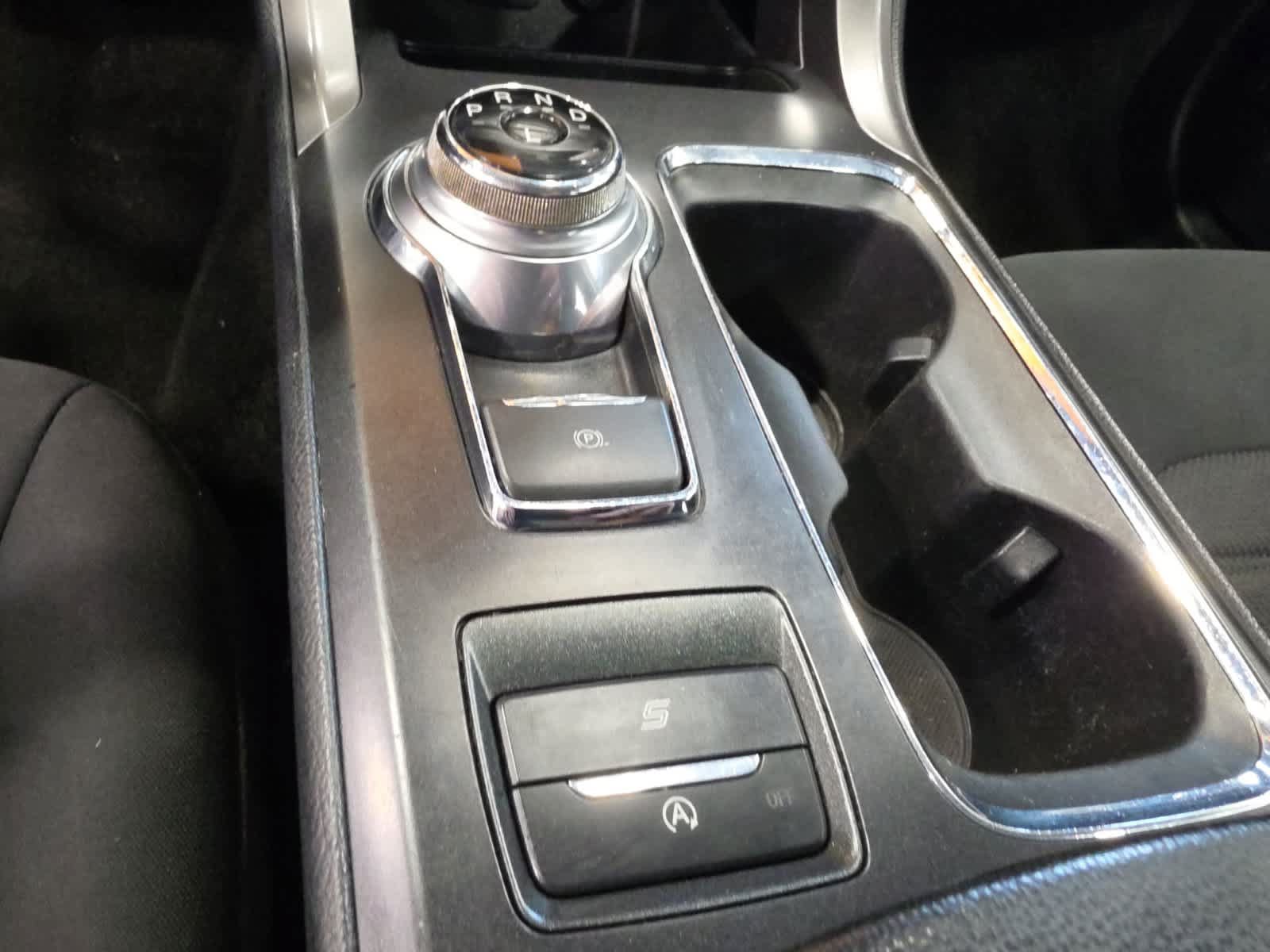 Certified 2020 Ford Fusion SE FWD image 23
