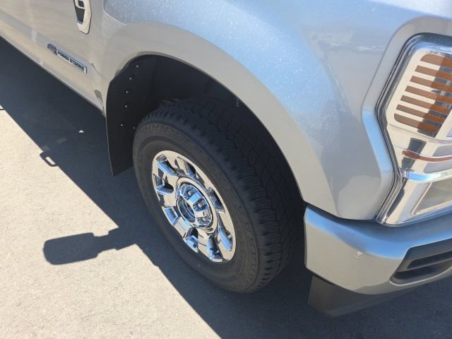 Certified 2020 Ford F350 Platinum w/ FX4 Off-Road Package AWD/4WD image 11