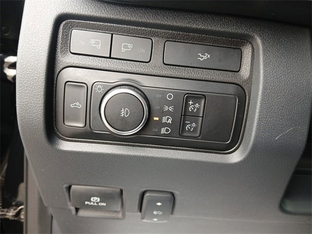 Certified 2023 Ford F250 Lariat w/ Sport Appearance Package image 18