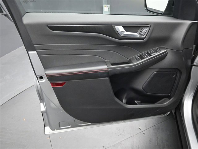 Certified 2022 Ford Escape SEL w/ SEL Stealth AWD Package image 22