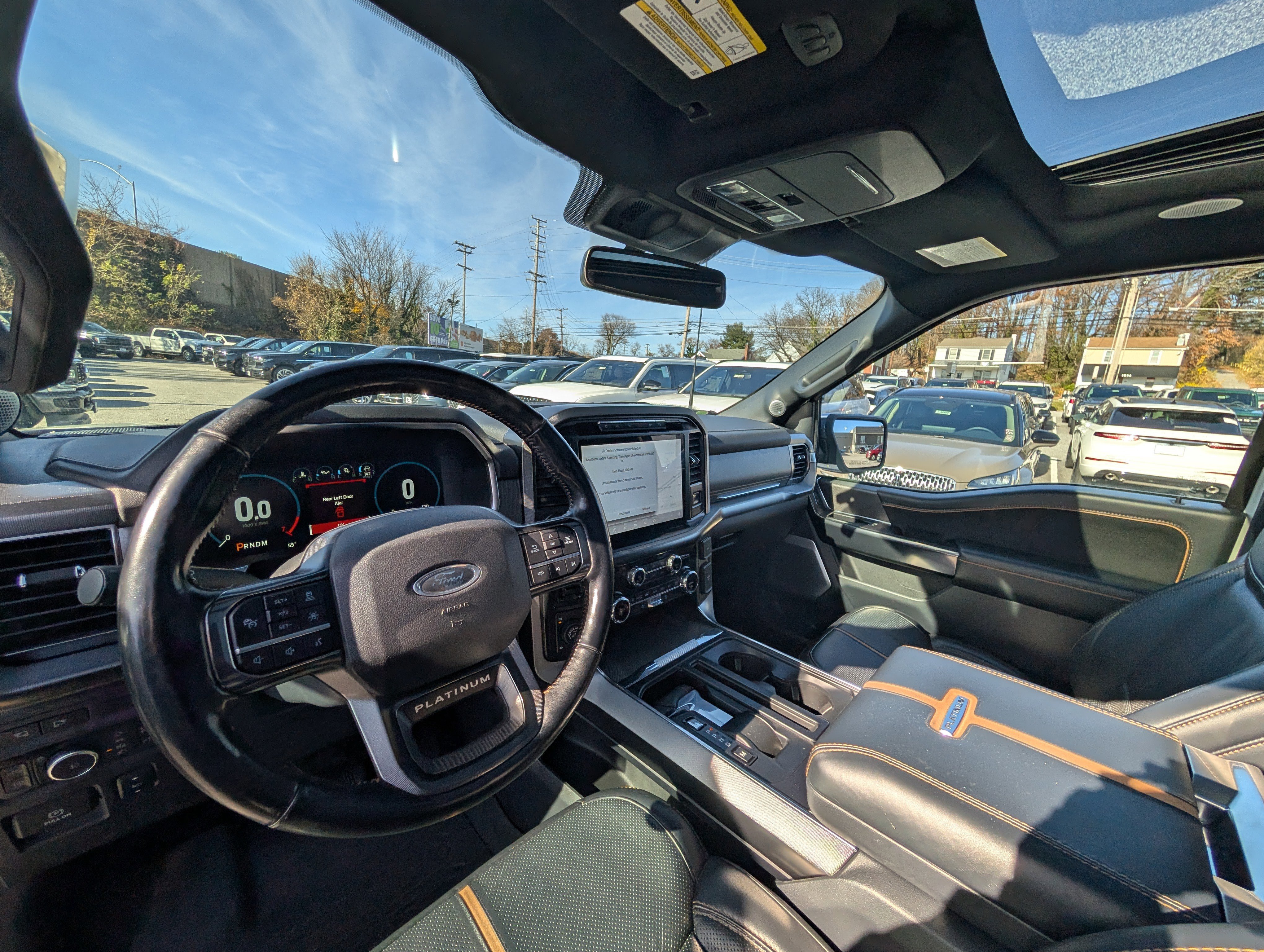 Certified 2022 Ford F150 Platinum w/ Equipment Group 701A High image 17