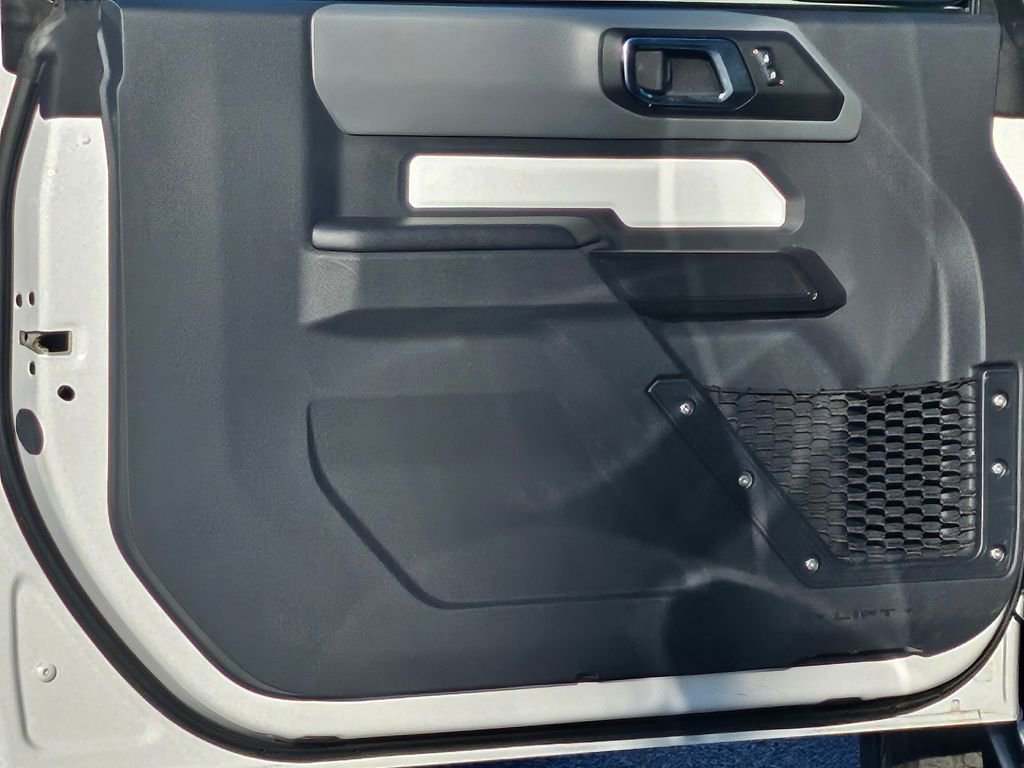 Certified 2024 Ford Bronco Black Diamond image 29