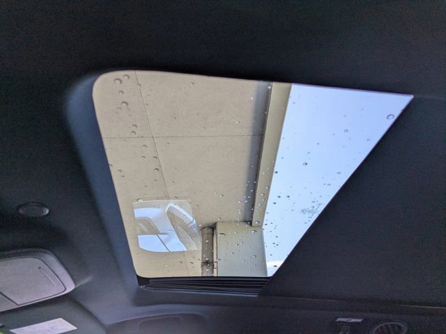 Certified 2023 Ford Explorer ST-Line w/ Class IV Trailer Tow Package image 23