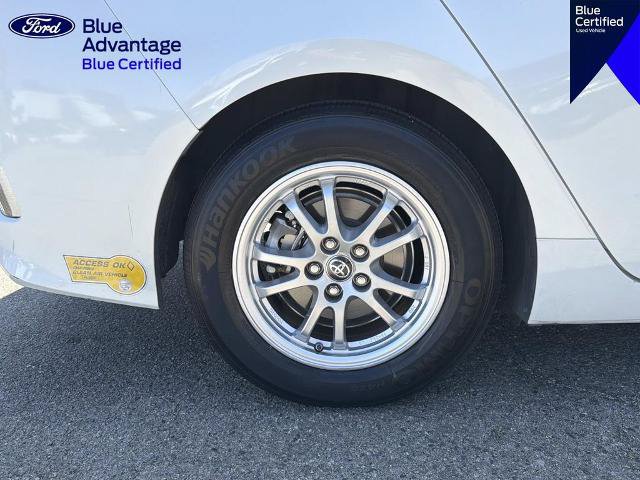 Used 2021 Toyota Prius Prime XLE w/ Carpet Mat Package (TMS) FWD image 32