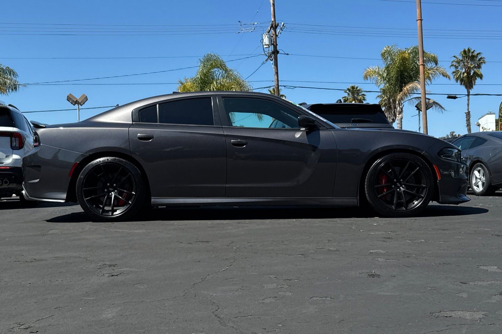 Used 2018 Dodge Charger R/T RWD image 26