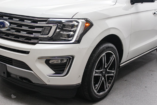 Certified 2020 Ford Expedition Limited w/ Special Edition Package AWD/4WD image 4