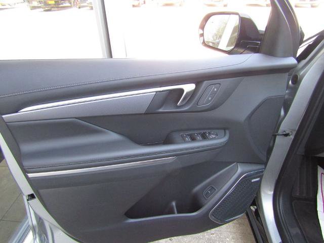 Used 2025 Buick Enclave Sport Touring AWD/4WD image 26