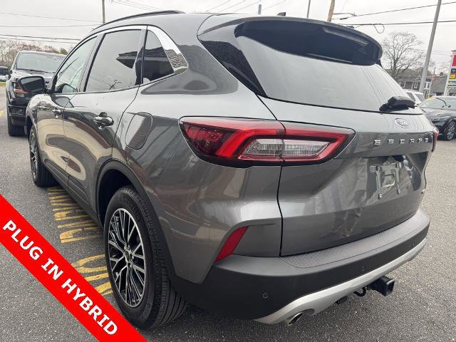 Certified 2023 Ford Escape SE w/ Class II Trailer Tow Package image 2