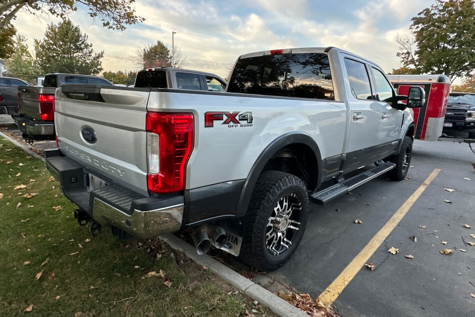 Certified 2019 Ford F250 Lariat w/ Lariat Value Package AWD/4WD image 4