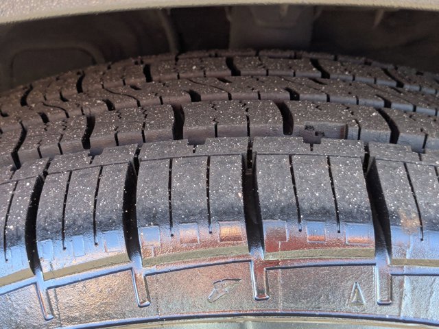 Used 2018 Hyundai Santa Fe Sport w/ 2.0T Ultimate Tech Package 05 image 12