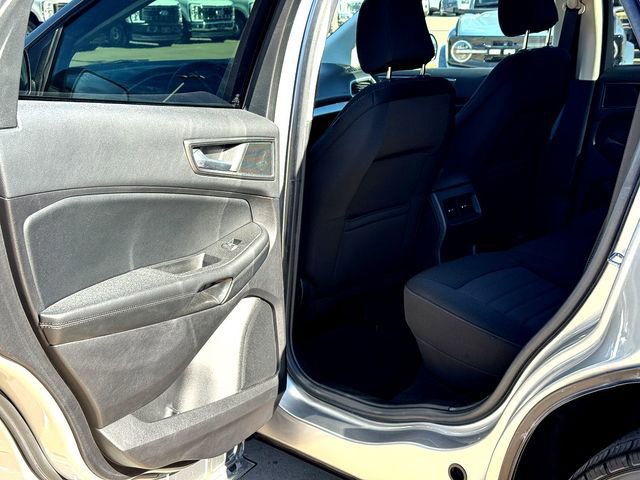 Certified 2021 Ford Edge SE image 22