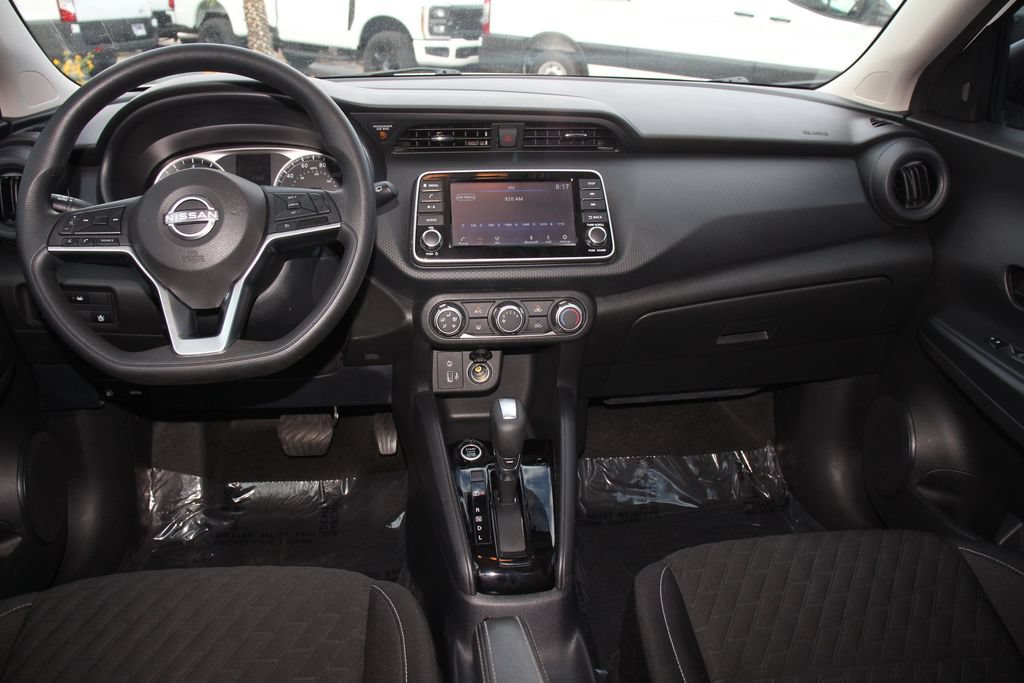 Used 2022 Nissan Kicks S FWD image 19