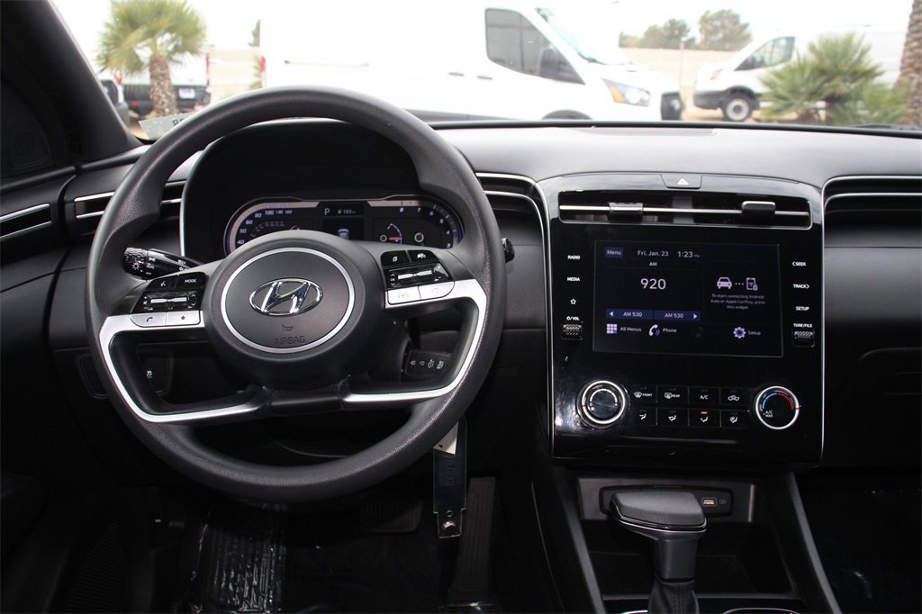 Used 2023 Hyundai Santa Cruz SE w/ Cargo Package image 17