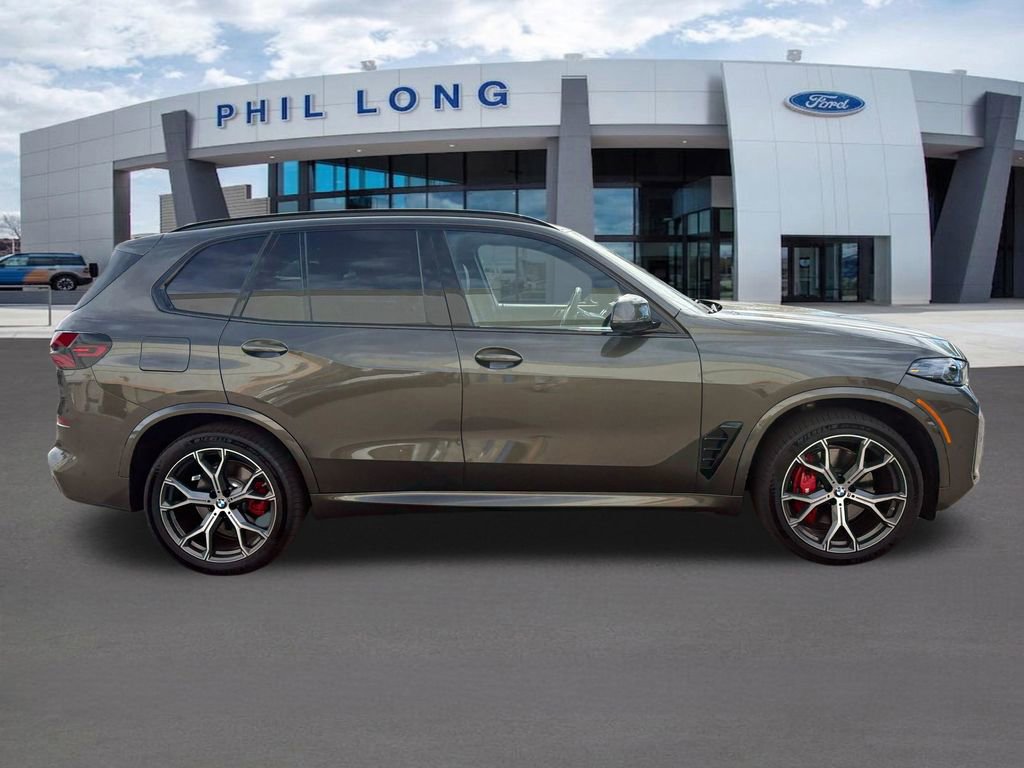 Used 2026 BMW X5 xDrive40i w/ M Sport Package image 12