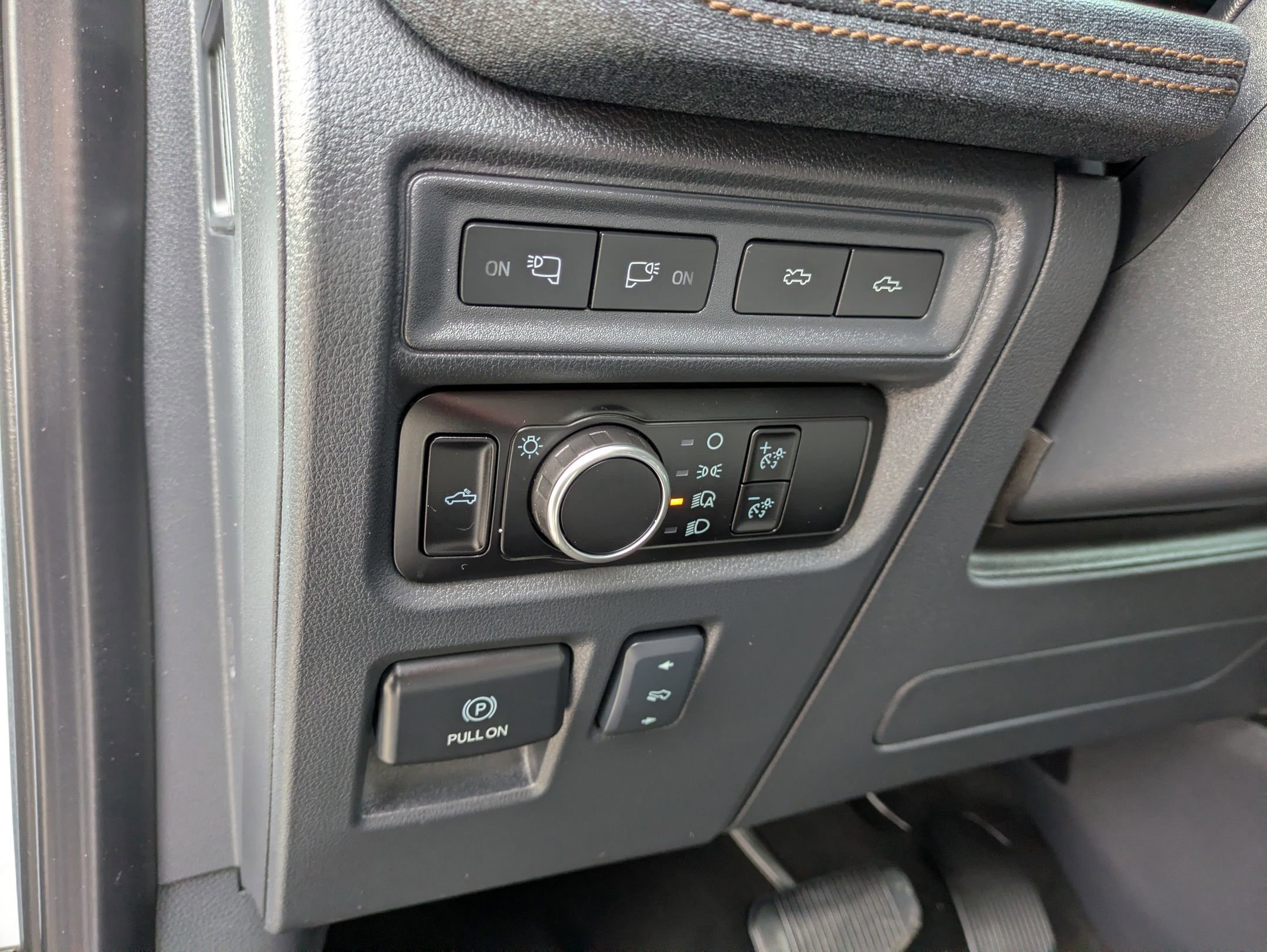 Certified 2024 Ford F150 Lightning Lariat image 21