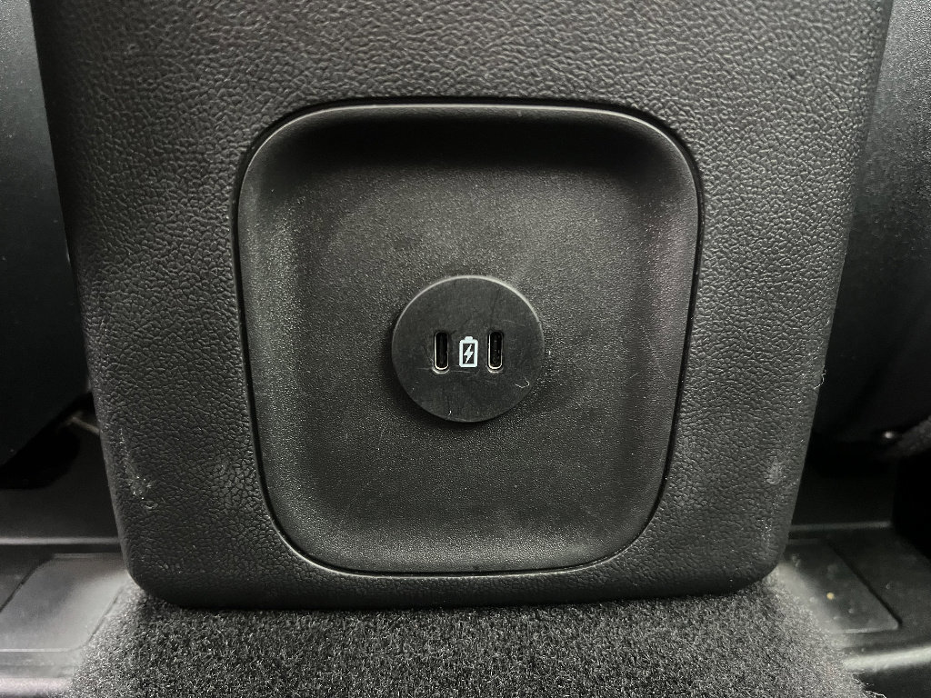 Certified 2025 Ford Escape Platinum image 34