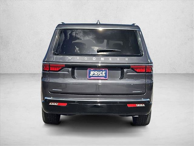 Used 2022 Jeep Wagoneer Series II w/ Flexible Seating Group AWD/4WD image 7