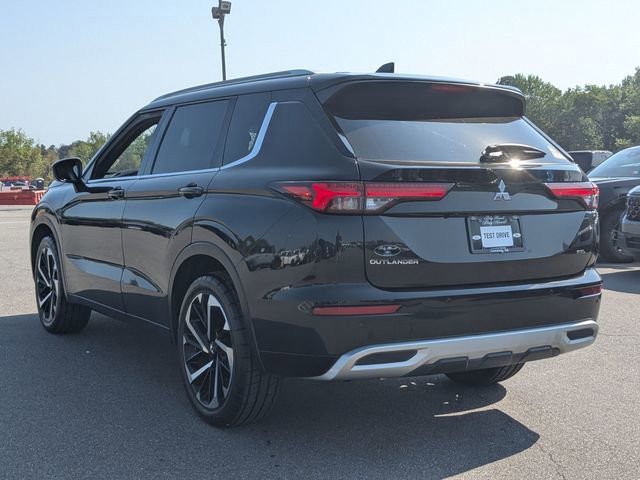 Used 2022 Mitsubishi Outlander SEL FWD image 3