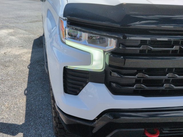 Used 2025 Chevrolet Silverado 1500 LT Trail Boss w/ Convenience Package II AWD/4WD image 10