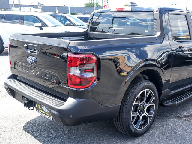Certified 2025 Ford Maverick Lariat w/ 4K Tow Package AWD/4WD image 7