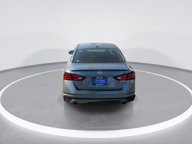 Used 2020 Nissan Altima 2.5 SR w/ Premium Package image 4