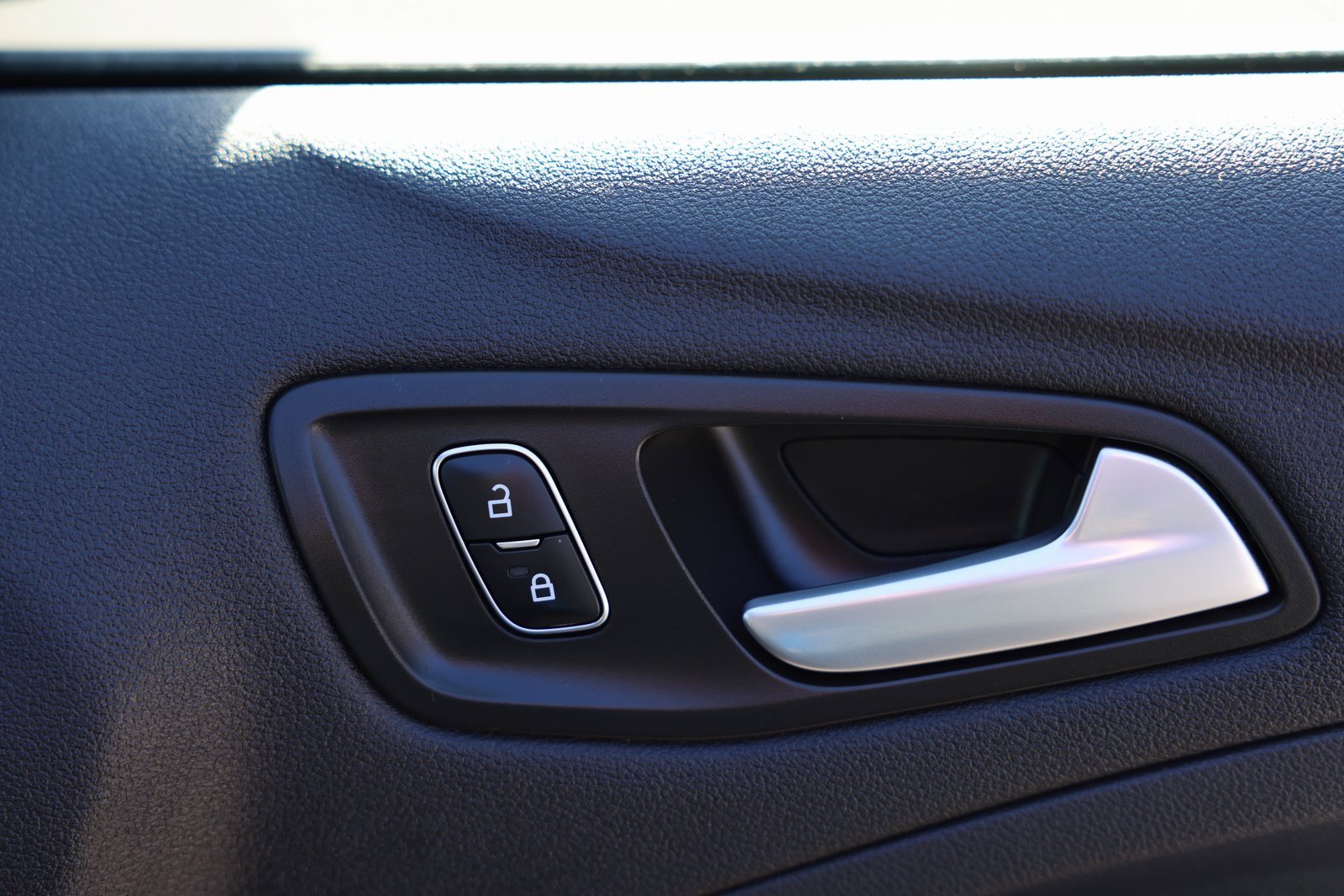 Certified 2019 Ford Escape SEL image 11