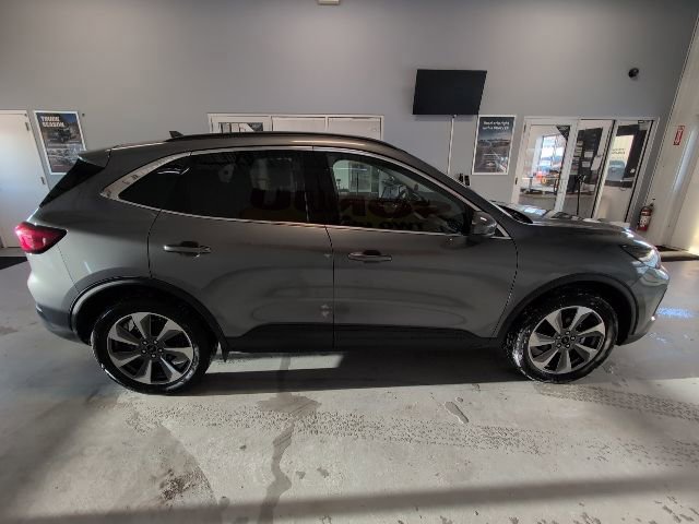 Certified 2024 Ford Escape Platinum image 7