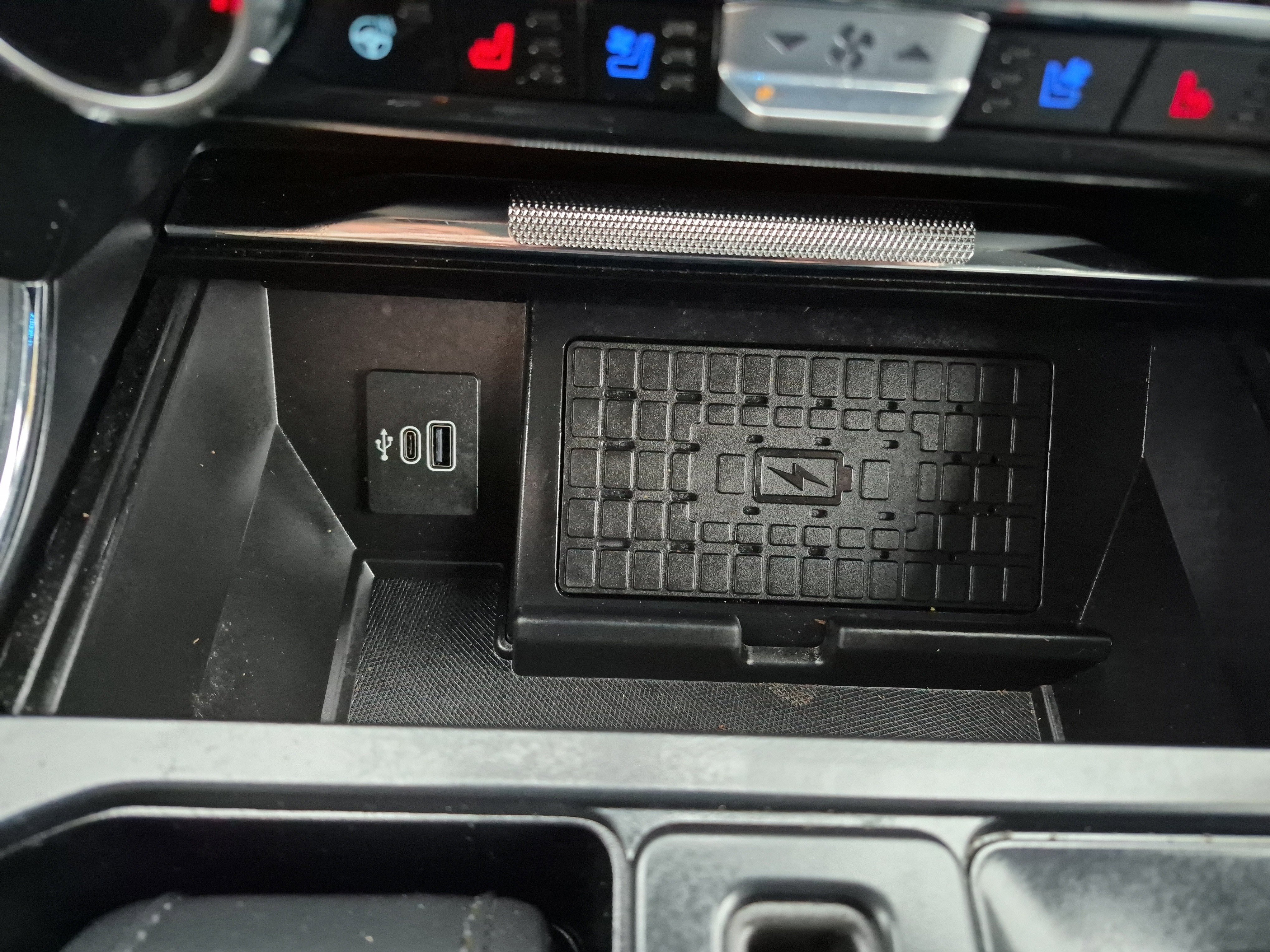 Certified 2025 Ford F150 Lariat w/ Equipment Group 501A Mid image 35