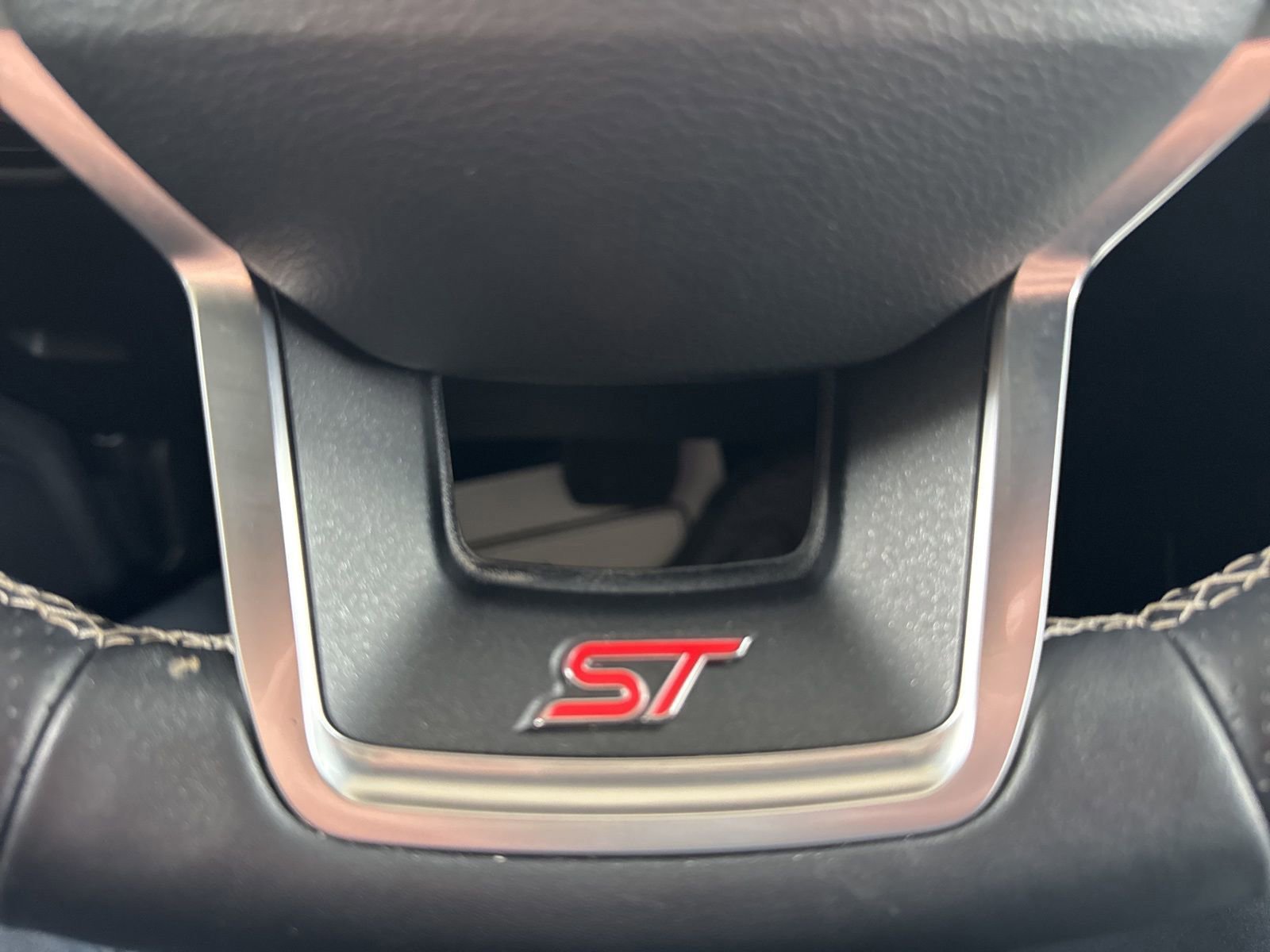 Certified 2022 Ford Explorer ST w/ Equipment Group 401A image 30