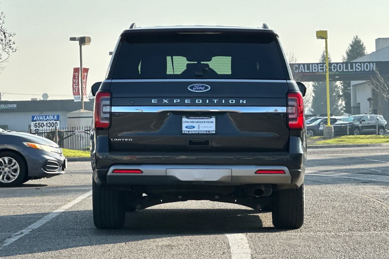Certified 2024 Ford Expedition Limited image 4