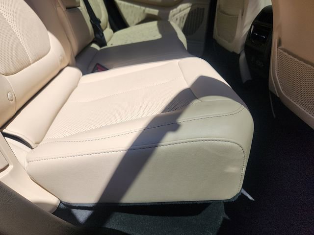Used 2025 Jeep Grand Cherokee Limited w/ Luxury Tech Group II AWD/4WD image 30