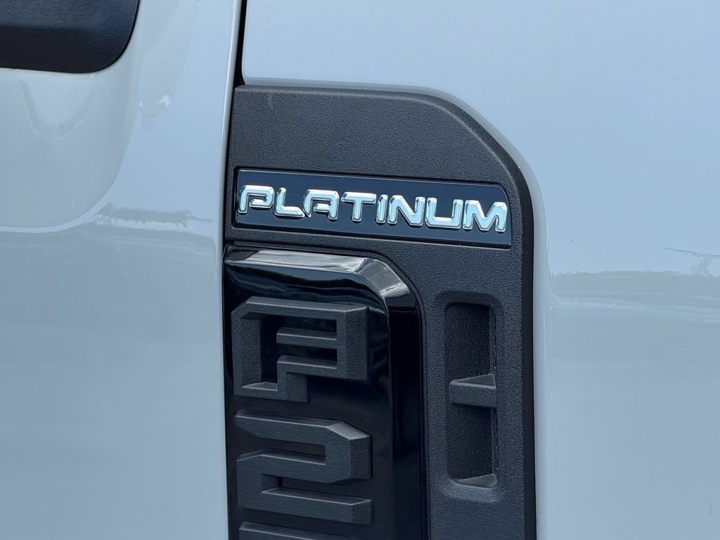 Certified 2026 Ford F250 Platinum AWD/4WD image 11