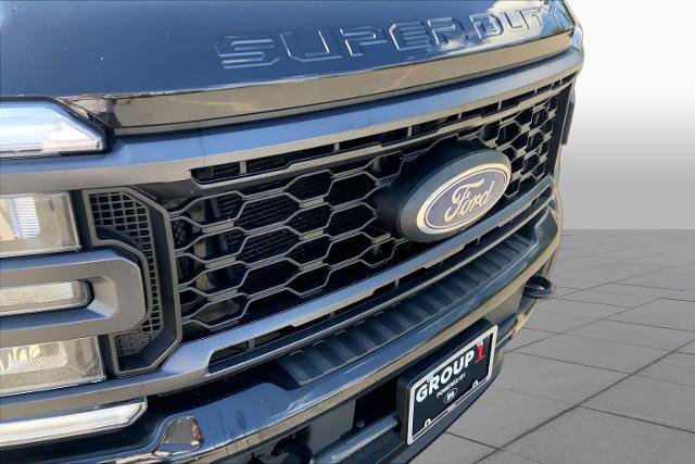 Certified 2024 Ford F250 Lariat w/ Lariat Ultimate Package AWD/4WD image 32