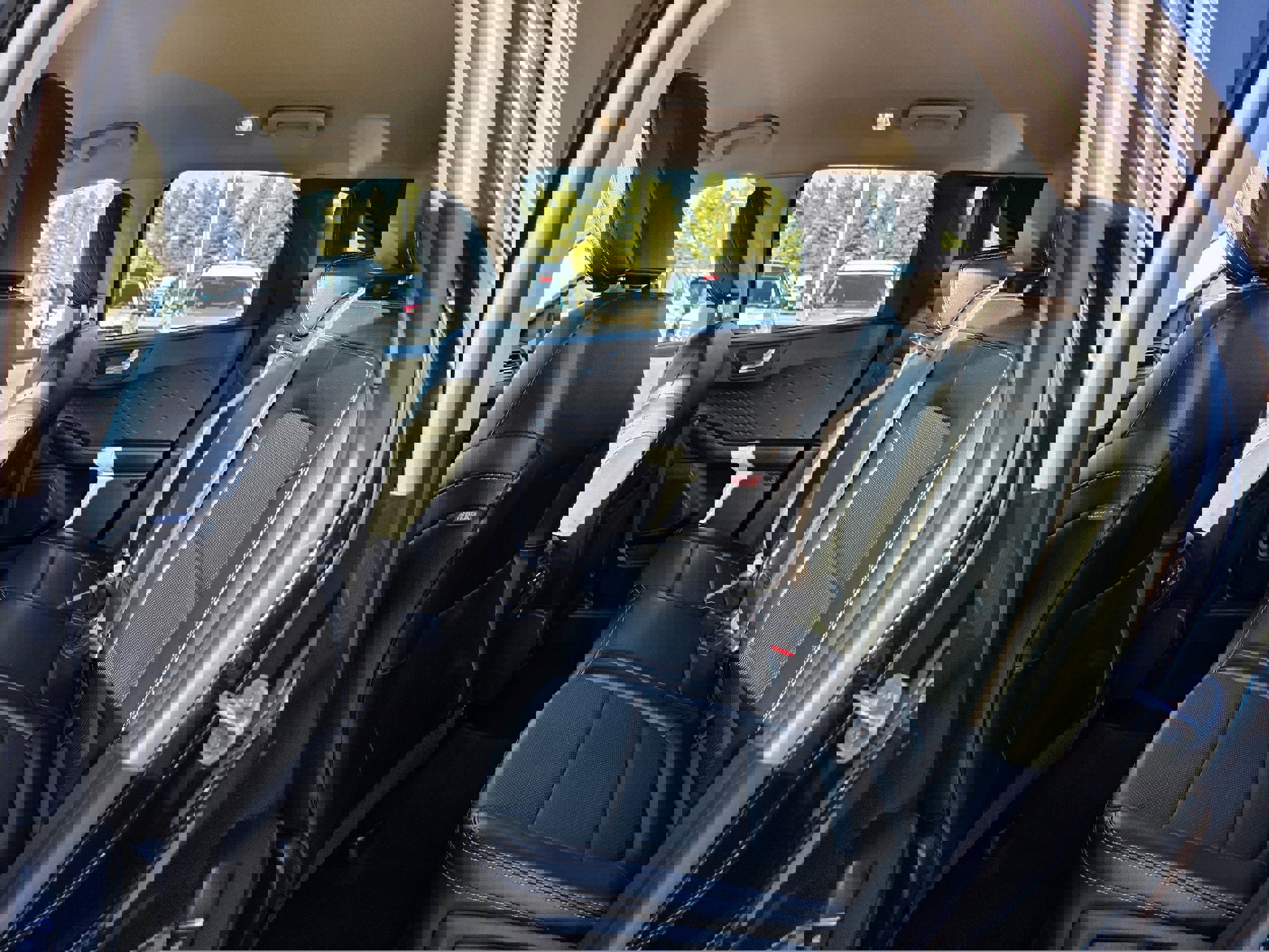 Certified 2020 Ford Escape Titanium image 10