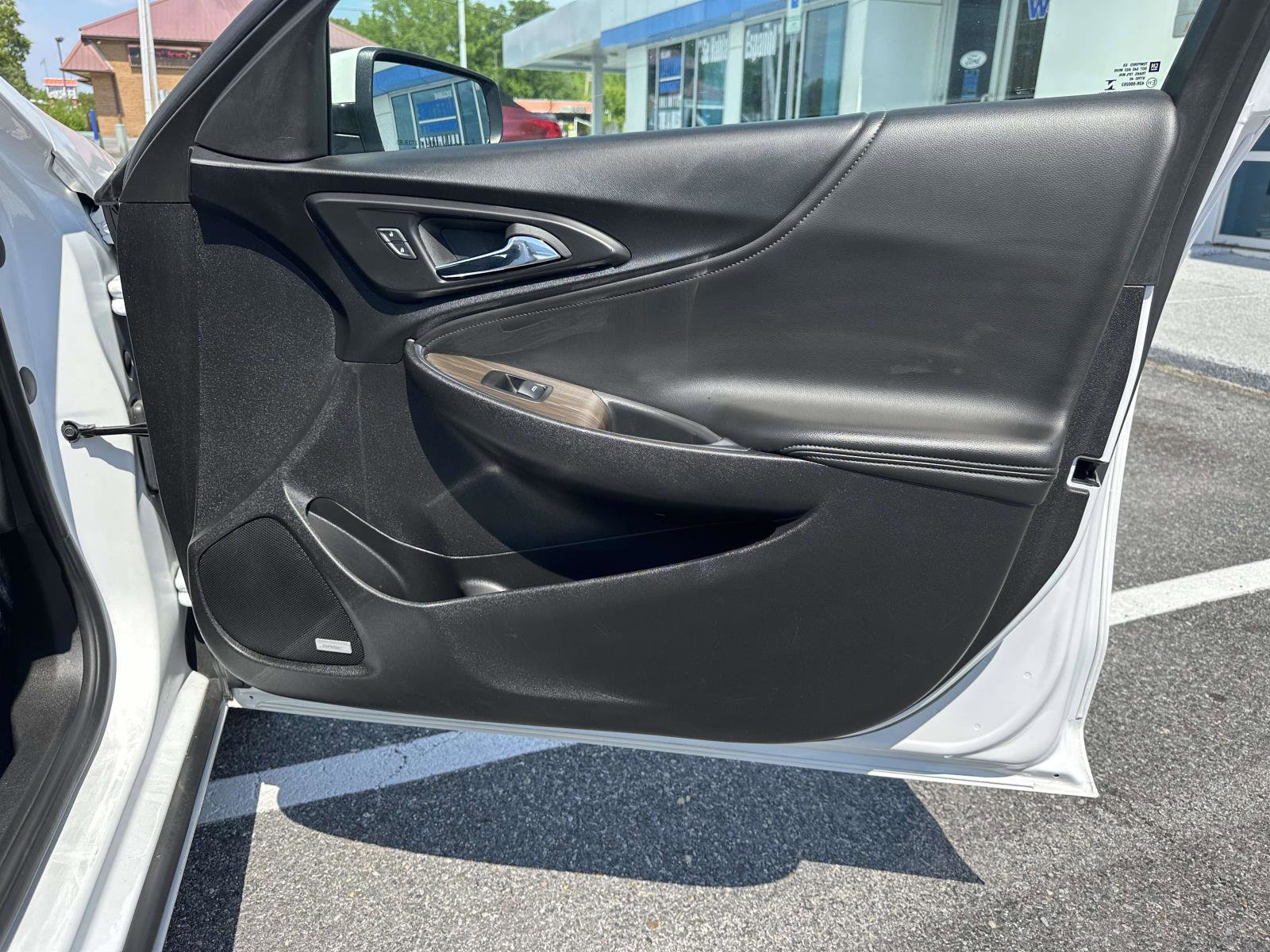 Used 2024 Chevrolet Malibu LT FWD image 20