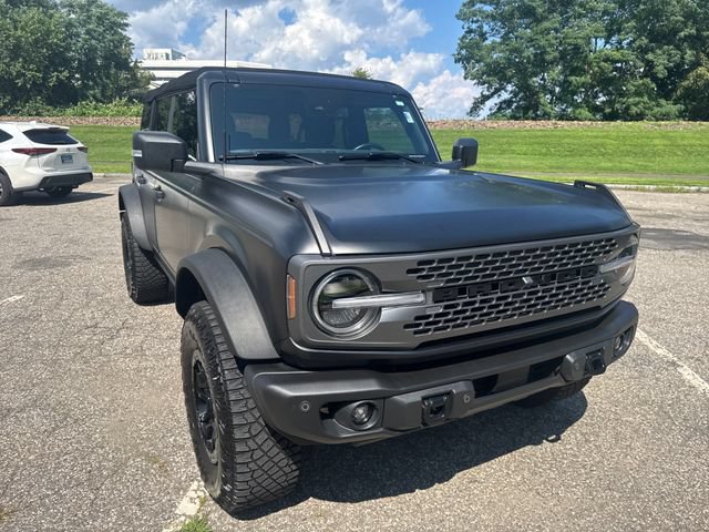 Certified 2022 Ford Bronco Badlands w/ Sasquatch Package AWD/4WD image 2