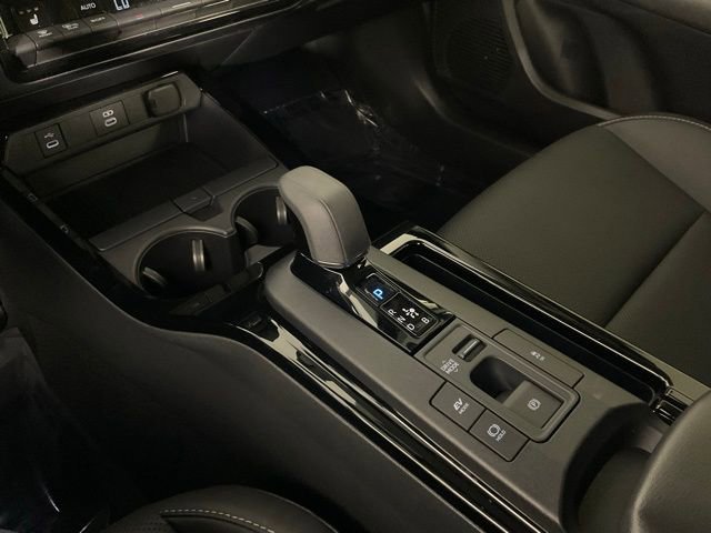 Used 2024 Toyota Prius XLE image 18