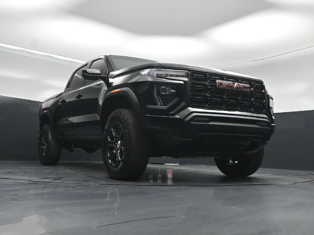 Used 2024 GMC Canyon Elevation RWD image 39