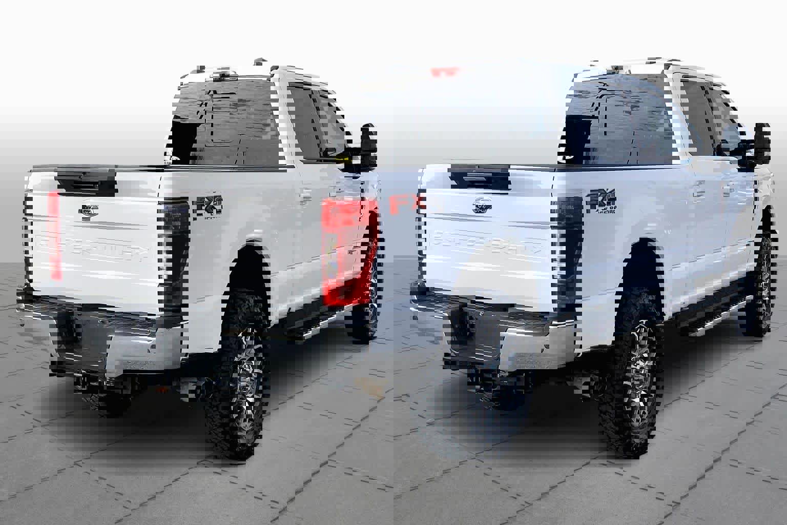 Certified 2020 Ford F350 Lariat w/ Lariat Ultimate Package image 11