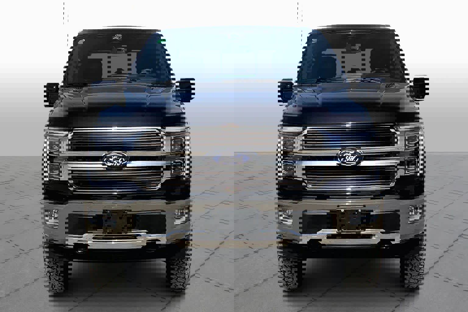 Certified 2025 Ford F150 King Ranch w/ FX4 Off-Road Package image 3