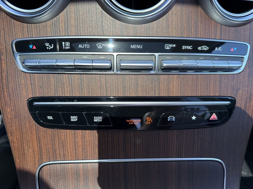 Used 2021 Mercedes-Benz GLC 300 4MATIC image 27
