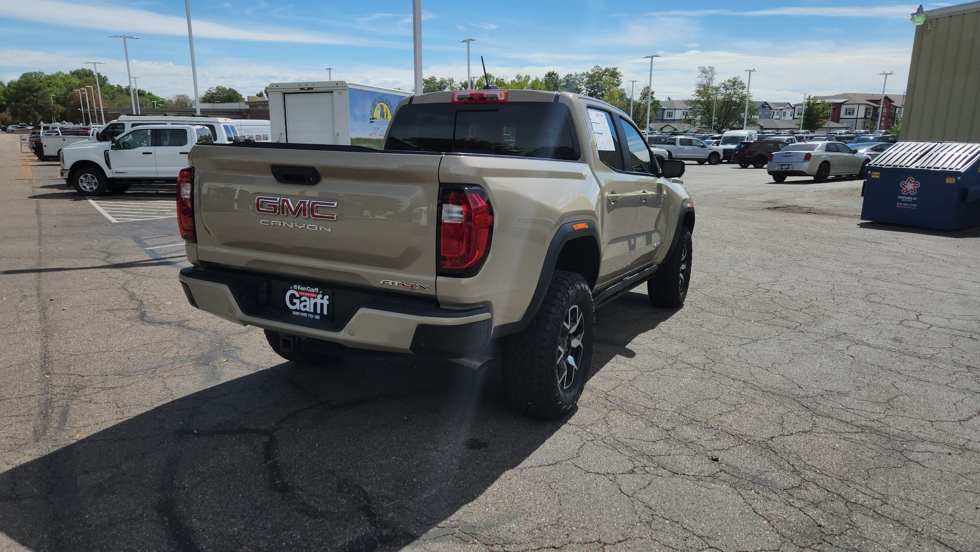 Used 2024 GMC Canyon AT4X AWD/4WD image 10