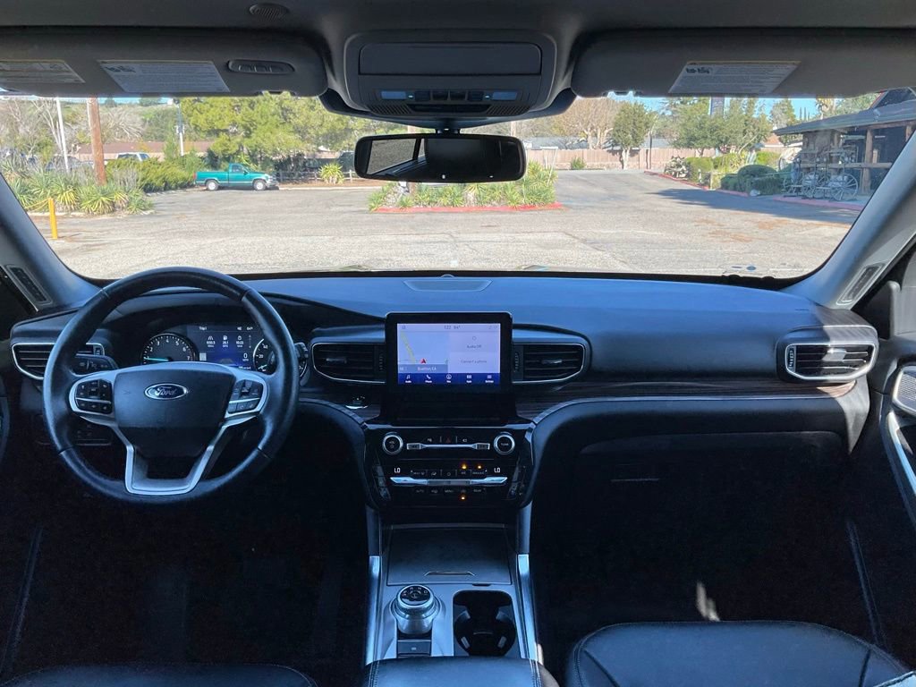 Certified 2021 Ford Explorer Limited w/ Equipment Group 301A image 46