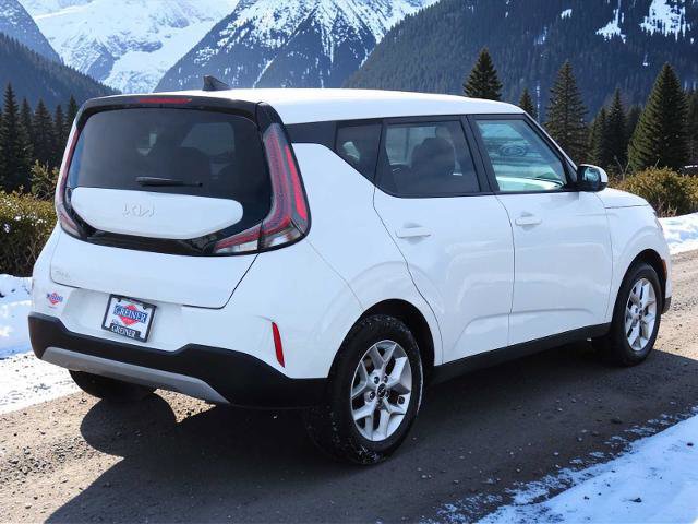 Used 2024 Kia Soul LX w/ Option Group 015 image 4