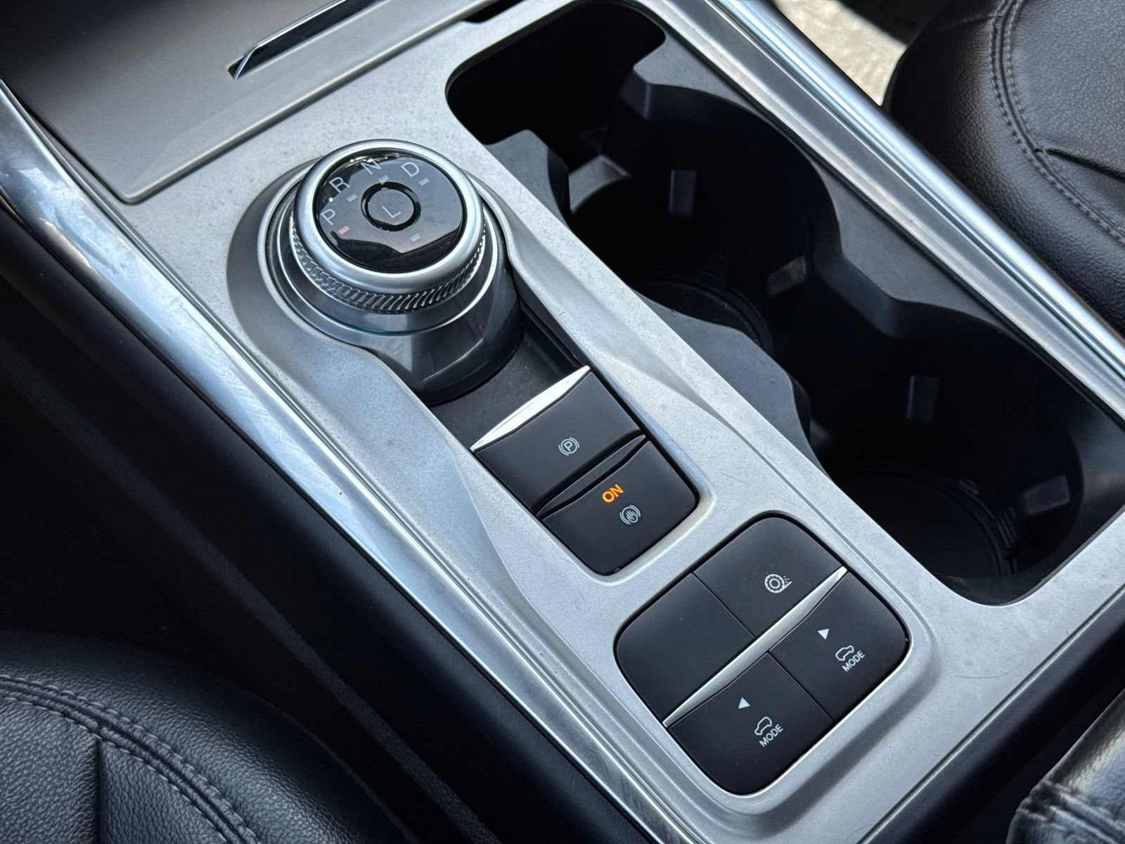 Certified 2023 Ford Explorer Limited RWD image 29