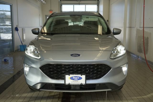Certified 2022 Ford Escape Titanium image 17