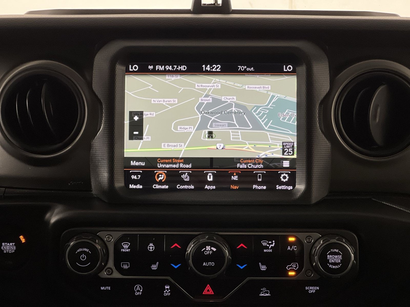 Used 2022 Jeep Wrangler Unlimited Sport AWD/4WD image 20