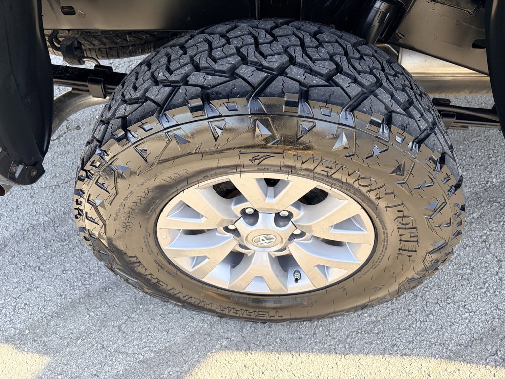 Used 2019 Toyota Tacoma SR5 image 28